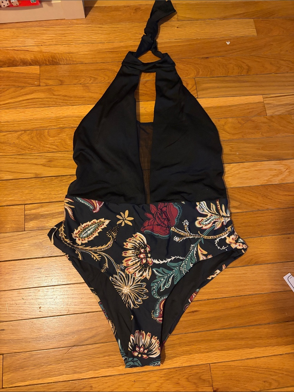 Cosita Linda reversible halter style one piece NWOT XL